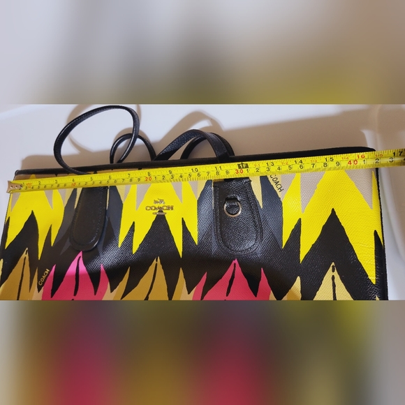 💖RARE💖 Authentic Coach Geometric Aztec Print City Tote Bag - Picture 11 of 13